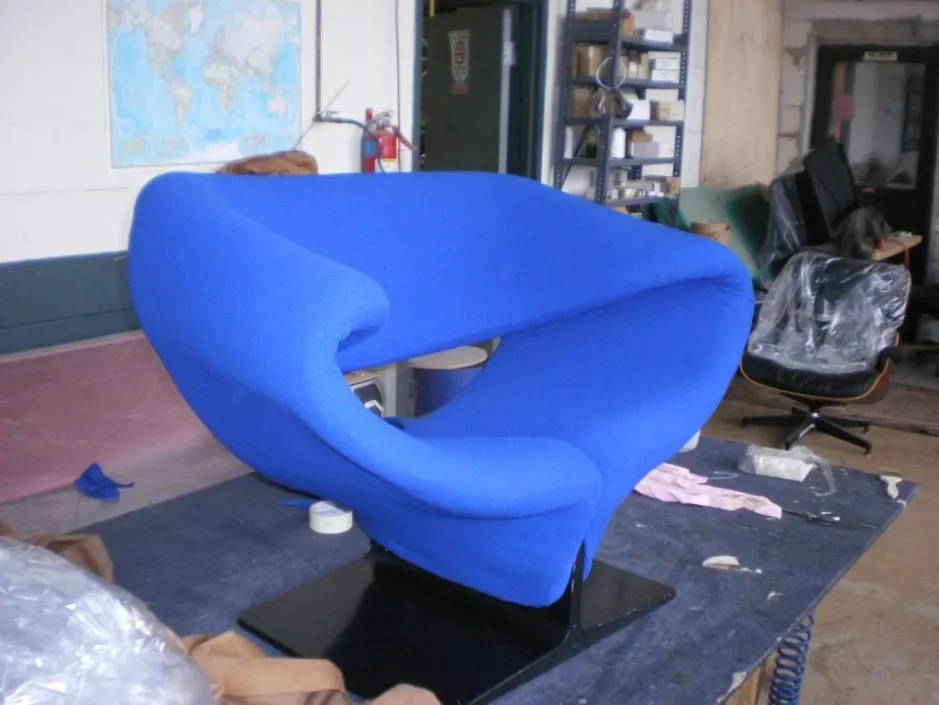 Pierre Paulin Ribbon Chair — Reupholstery — Before