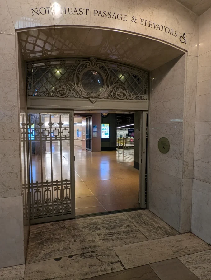 Grand Central Terminal — Gates & Destination Sign Cabinets